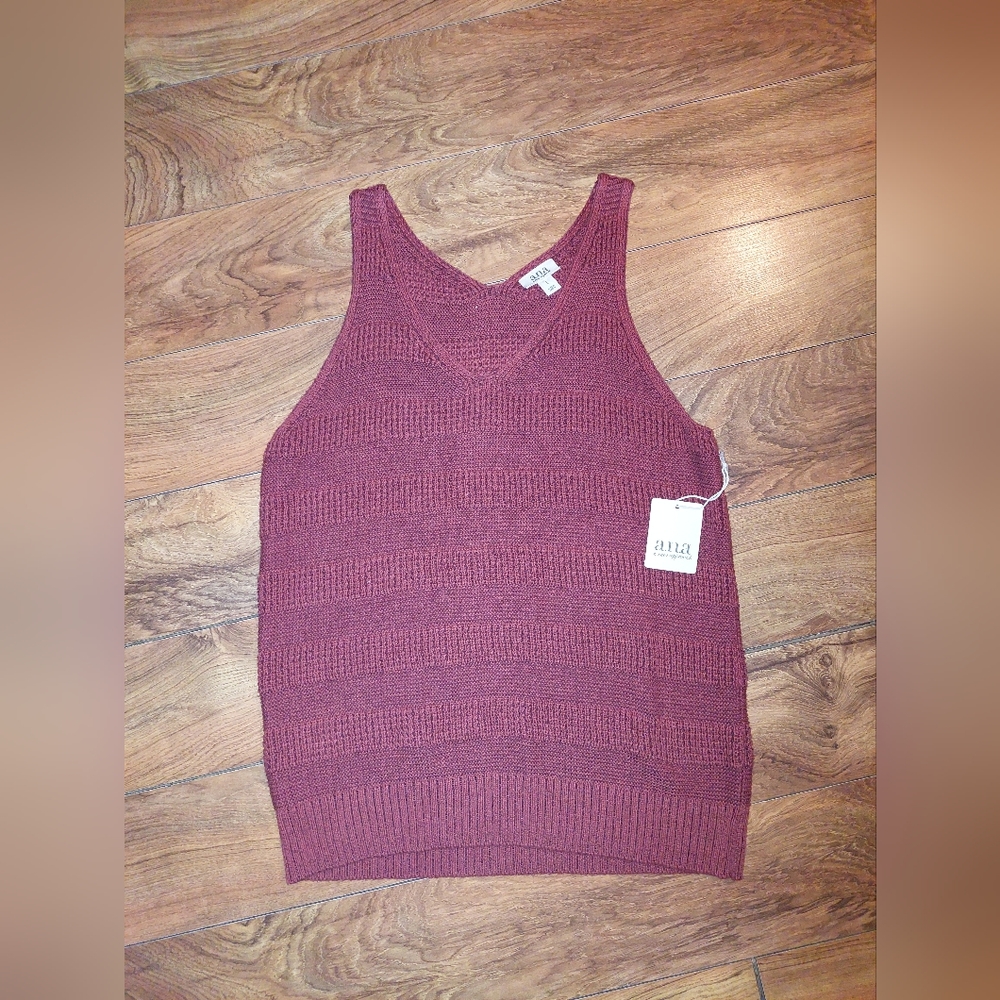 Ana Sweater Tank NWT maroon womens large